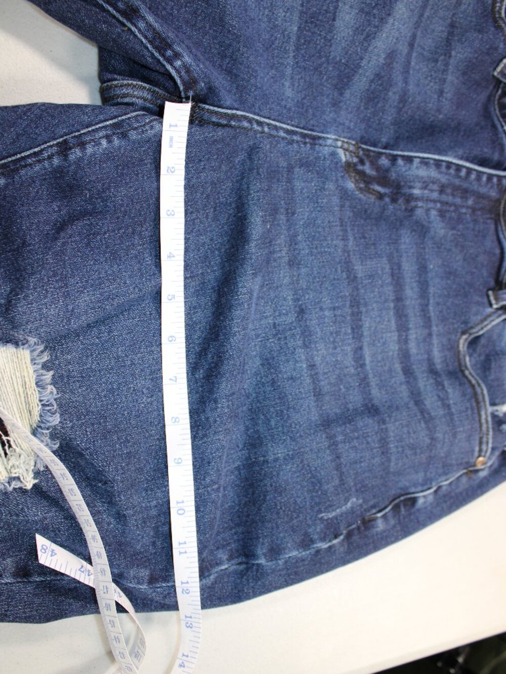 Judy Blue Women's Medium Wash Boyfriend Fit Distressed Jeans - Picture 11 of 16